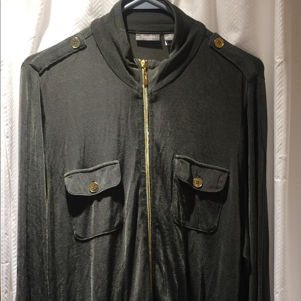 Chico’s green travelers jacket size 2